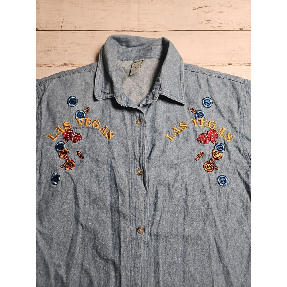 Vintage‎ Bay Beauty Las Vegas Embroidered Womens L Chambray Shirt Dice Casino